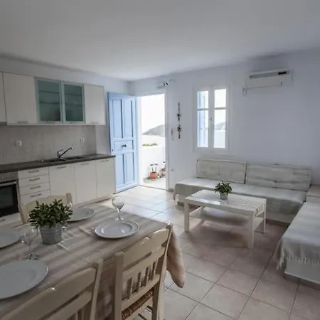 Astarti Apartments Livadi  Buitenkant foto